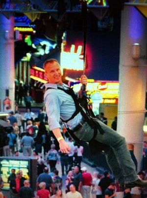 kevin-frye-ziplining-las-vegas.jpg