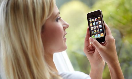 Girl-iphone.jpg